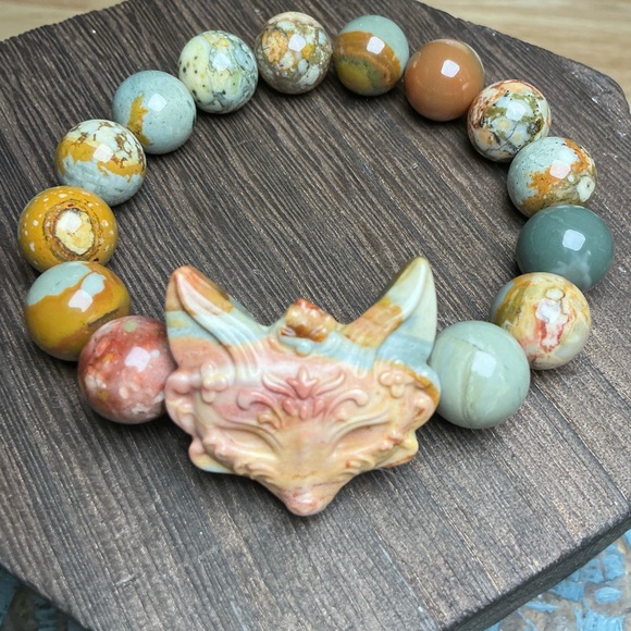 Owyhee Jasper 12mm with Alashan Fox Mask - Picture 4 of 6